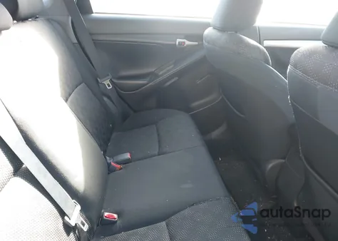 2010 Pontiac Vibe from USA, damaged, VIN 5Y2SL6E82AZ401984